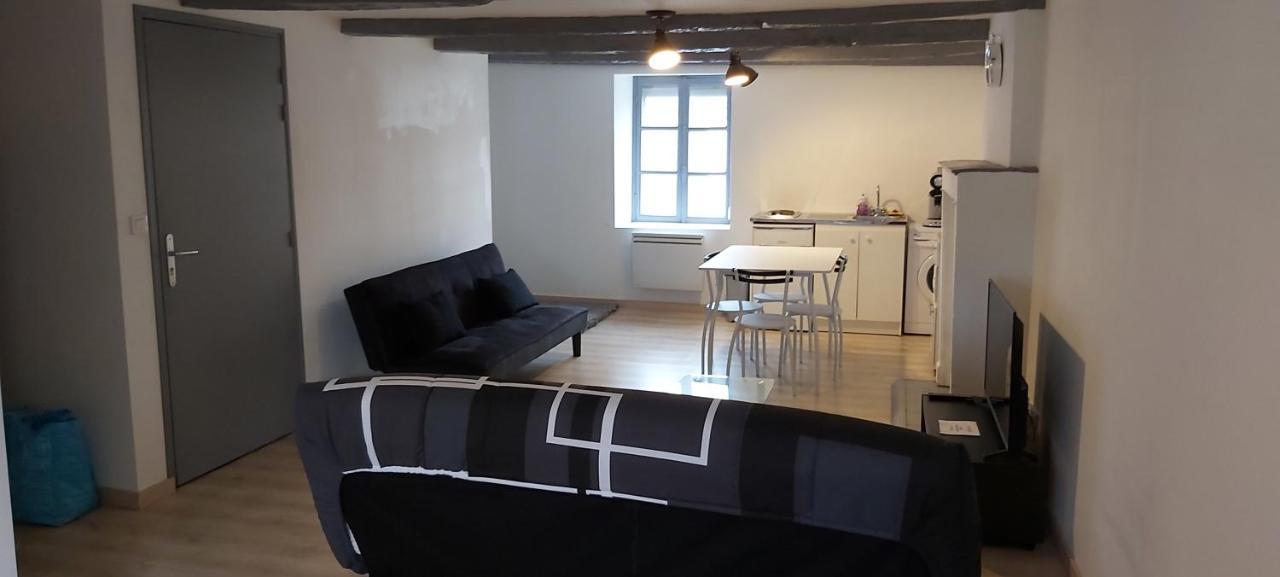 Studio Sylvain Neuilly-l'Eveque Exterior foto